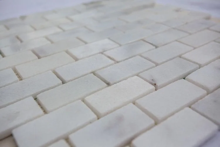 Мозаїка з мармуру Полірована МКР-11П (47x23) White BI