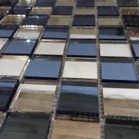 Мозаика зеркальная DecorStoneHub Zs-mix-ZG серебристо-графитовая 330х330 мм шахматный орнамент в бар