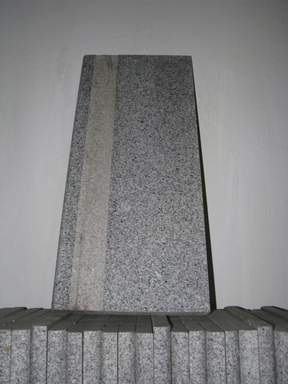 Щаблі гранітні G603 Light Grey 790х340х30 мм Поліровані, ФАСКА