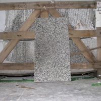 Плитка гранітна G623 Silver Grey 600х300х20 мм Полірована