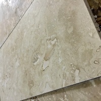 Плитка из травертина Light Filled and Honed 1,2х20,3х40,6 см, бежевая матовая заполненная шлифованная Standart 2-nd ch.