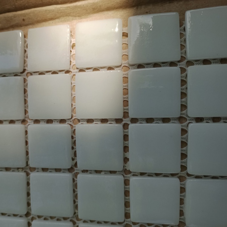 Стеклянная мозаика MK25101 WHITE