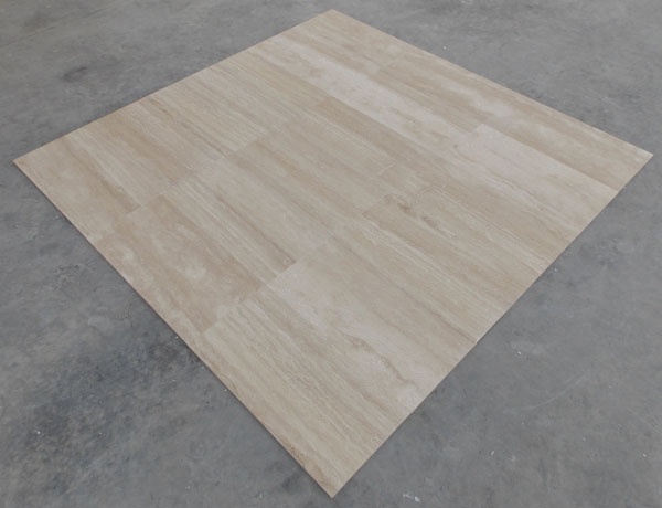 Плитка из травертина Light vein cut Filled and Honed 1,2х30,5х61 см, бежевая матовая заполненная шлифованная Export